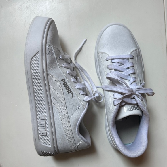 Platform Puma Sneaker - Picture 3 of 7